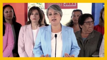 25112501 PUNTO DE PRENSA JEANNETTE JARA EN QUILICURA DEST