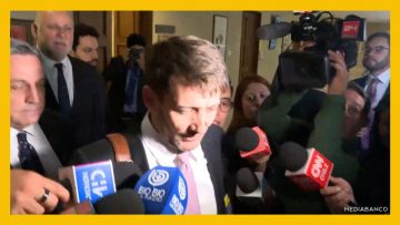 251125C03 LLEGADA EX MINISTRO PARDOW DEST