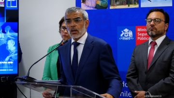 26112501 DECLARACIONES MINISTRO CORDERO 01