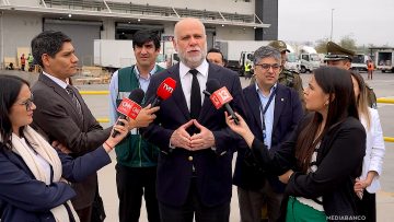 26112509 MINISTRO DEL INTERIOR VISITA ÁREA DE COMERCIO EXTERIOR 01