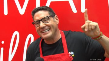 29112506 APOYO Y DECLARACIONES FRANCISCO SAAVEDRA POR TELETÓN 01