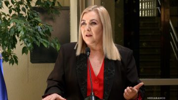 011225C01 DECLARACIONES PAMELA JILES 01