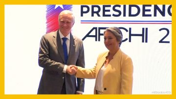 03122505 APOYO FOTOGRAFIA OFICIAL DEBATE ARCHI 11