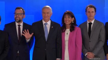 09122511 LLEGADA JOSÉ ANTONIO KAST A DEBATE ANATEL 01