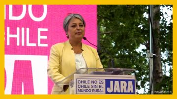 101225PEUMO02 APOYOS Y DISCURSO JEANNETTE JARA EN PEUMO DEST