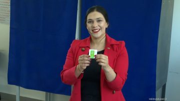 141225VALPO02 VOTACIÓN KAROL CARIOLA 01