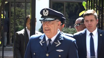 17122521 APOYOS LLEGADAS Y SALIDAS DE COMANDANTES EN JEFE FFAA Y DIRECTOR PDI 09