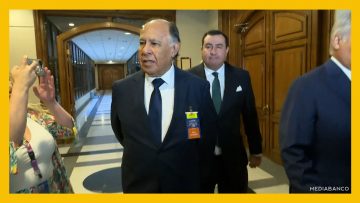 221225C01 LLEGADA DE JUEZ SIMPERTIGUE AL CONGRESO 09