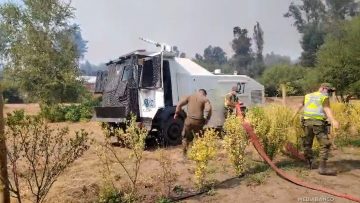 180122624 APOYO CARRO LANZA AGUA DE CARABINEROS CONTRA INCENDIO ÑUBLE 01