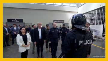 30012624 PRESIDENTE ELECTO VISITA CECOT DEST