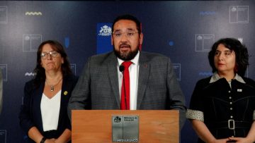 _16022611 DECLARACIONES TRAS REUNIÓN BILATERAL EN MINEDUC 01