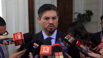 05032624 DECLARACIONES JEFE DE BANCADA PARTIDO DE LA GENTE JUAN MARCELO VALENZUELA 01