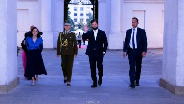 09032601 HONORES PRESDIENTE BORIC EN LA MONEDA 09