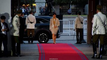 110326CAMBIO07 ENTRADA MINISTRA DE SALUD A LA MONEDA 01