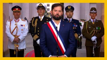 110326CAMBIO11 LLEGADA Y DECLARACIONES DEL PRESIDENTE BORIC EN LA MONEDA DES