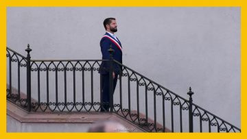 110326CAMBIO19 APOYO FOTO OFICIAL PRESIDENTE BORIC DES