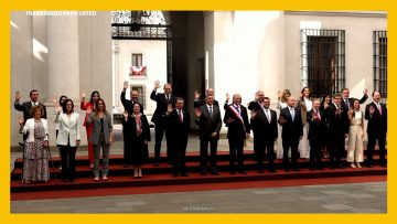 12032605 FOTOGRAFIA OFICIAL PRESIDENTE KAST CON MINISTROS DEST