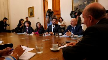 16032617 APOYO REUNION COMITE POLITICO DE OPOSICION 01