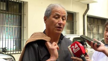 19032622 LLEGADA DEL COLEGIO DE PROFESORES AL MINISTERIO DE EDUCACIÓN 01