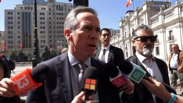 23032618 PRESIDENTE DE LA CÁMARA POR REUNIÓN CON MINISTRO DE HACIENDA 01 (1)