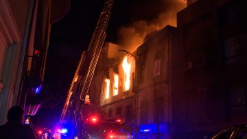 250326VALPO01 INCENDIO ESPACIO PRAT 17 (1)