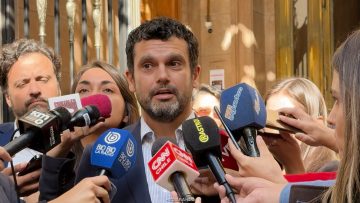 26032623 DIPUTADOS FA EN CONTRALORÍA 01