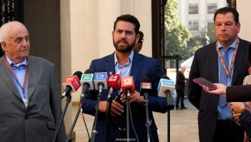 27032605 SENADOR IBÁÑEZ Y CAMIONEROS 01