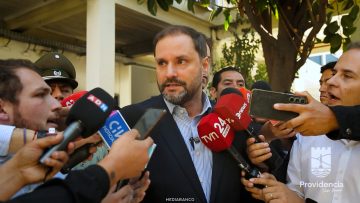 31032619 APOYO Y DECLARACIONES POR INCENDIO EN LICEO LASTARRIA 01