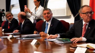 06042602 APOYOS COMITE POLITICO 08 (1)