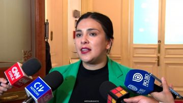 06042621 DECLARACIONES SENADORA KAROL CARIOLA 01