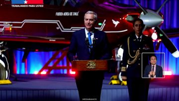 06042640 PRESIDENTE KAST EN LANZAMIENTO DE NUEVA AERONAVE 01