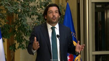 060426C06 DECLARACIONES DIPUTADO LEIVA 01