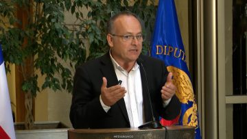 060426C07 DECLARACIONES DIPUTADO SALINAS 01