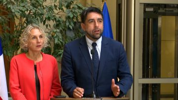 070426C04 DECLARACIONES DIPUTADO BARRÍA Y DIPUTADA CASTILLO 01