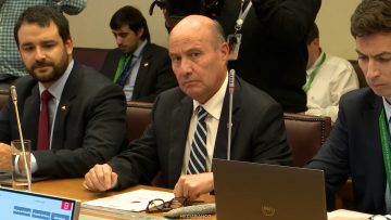 070426C19 APOYOS COMISIÓN DE HACIENDA 01