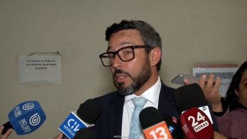 080426VALPO02 DECLARACIONES ABOGADO LEONARDO CONTRERAS 01