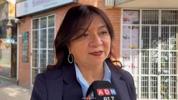 12042602 ALCALDESA DE LA PINTANA POR SEGURIDAD EN COLEGIOS 01