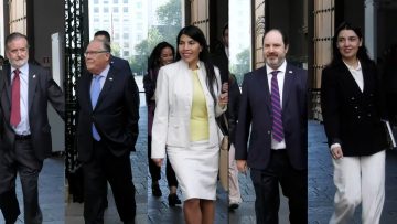 13042606 APOYOS LLEGADAS CONSEJO DE GABINETE 01 (1)