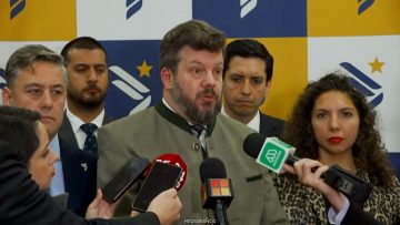 20042606 PUNTO DE PRENSA DEL PNL 01