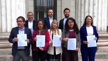 27042621 APOYOS PC TRAS REUNIÓN CON MINISTRO SEGPRES 01 (1)