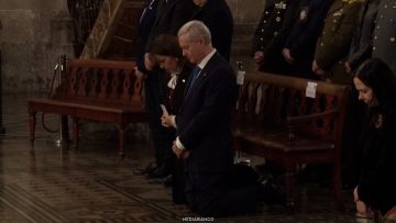 30072625 APOYOS PRESIDENTE KAST EN MISA POR VIRGEN DEL CARMEN 01