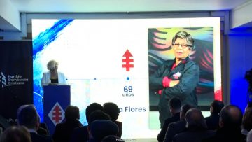 01082605 APOYO ANIVERSARIO 69 DC 01