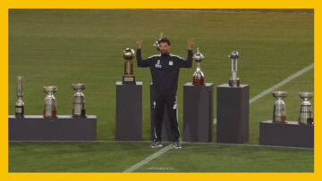 050826DEP01 PRESENTACIÒN VOZINHA EN ESTADIO MONUMENTAL 18