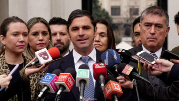 11082608 SUBDERE Y ALCALDES POR REUNIÓN EN LA MONEDA 01