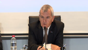 13082611 PRESENTACIÓN INFORME MACROECONOMÍA Y CONSTRUCCIÓN 70 (MACH) 01