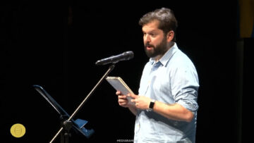 21082623 INTERVENCIÓN DE EXPRESIDENTE BORIC EN MONTEVIDEO 01