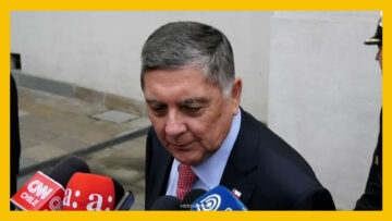 LLEGADAS MINISTROS AL CAMBIO DE GABINETE DEST