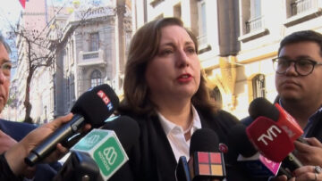 05092604 DECLARACIONES PAULINA VODANOVIC EN VELORIO ESCALONA SEDE PS 01
