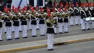 19092618 APOYOS DESFILE EN HONOR A LAS GLORIAS DEL EJÉRCITO EN PROVIDENCIA 01