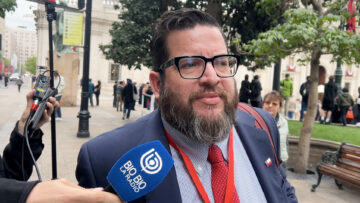 28092613 DECLARACIONES DIRECTOR DE COMUNICACIONES CRISTIÁN VALENZUELA 01